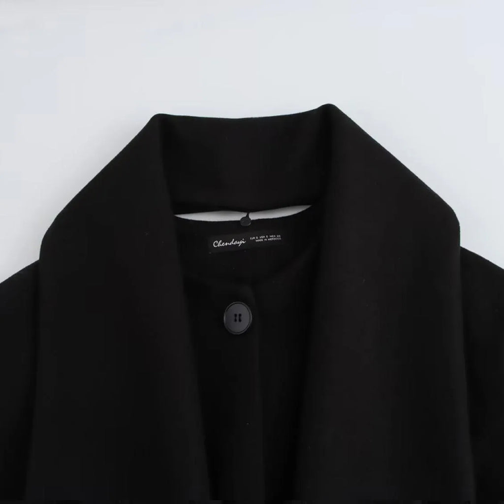 Women's long polyester overcoat with artificial fur collar in street fashion style