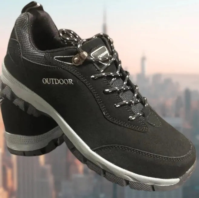 Men's low-top outdoor hiking shoes in army green with mesh upper detail and rubber sole.