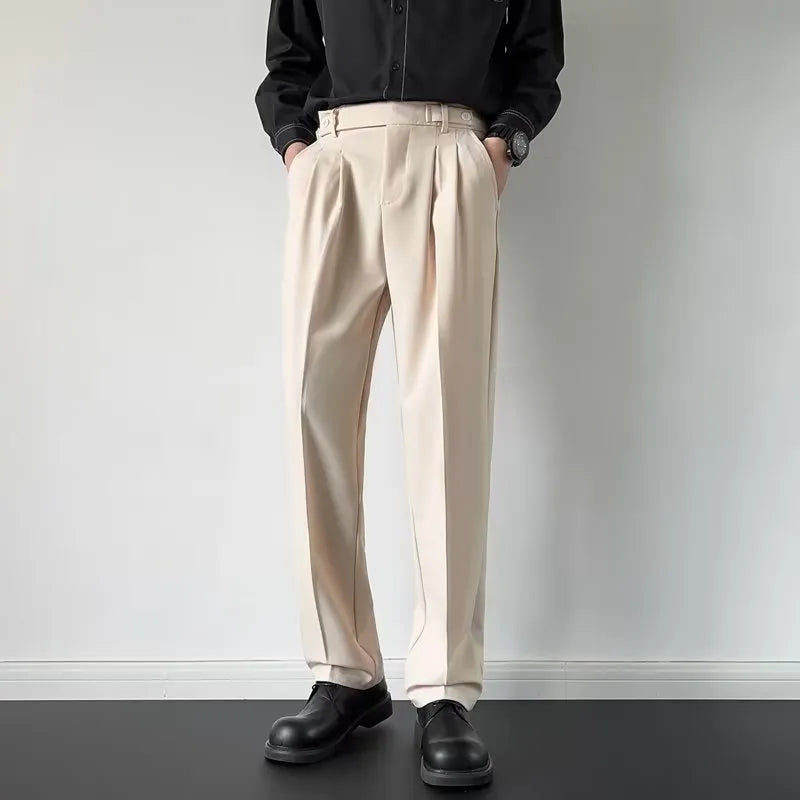 Men's straight-leg suit trousers in apricot or black with loose fit design
