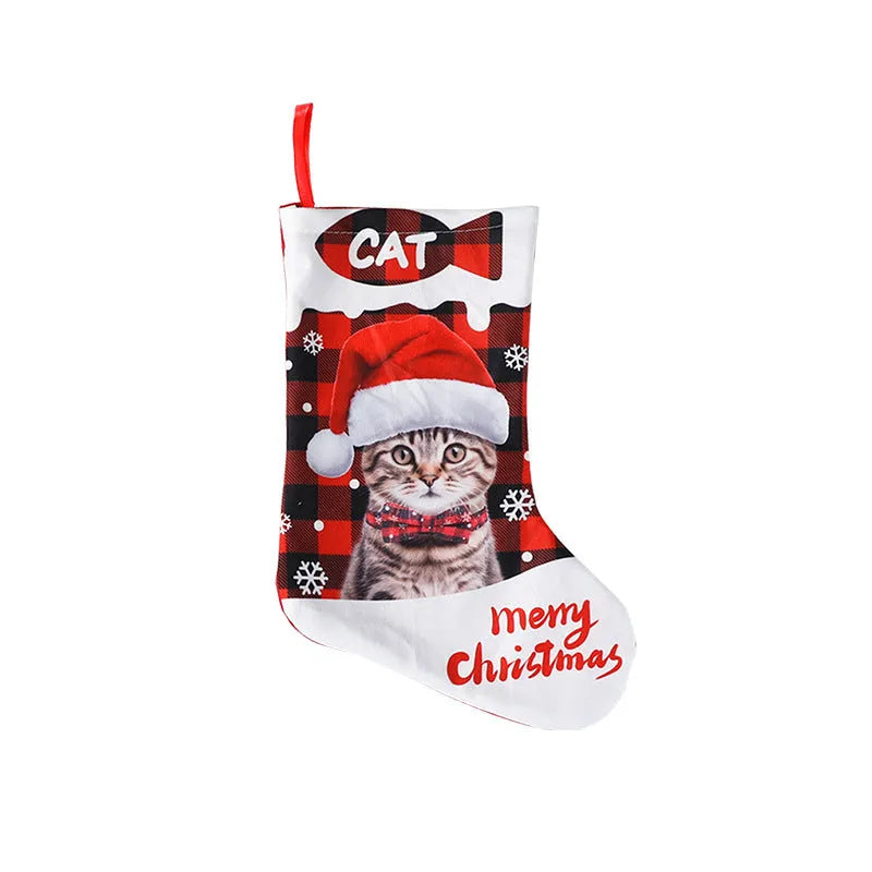 Cloth Christmas decoration with plaid puppy design measuring 26x36cm