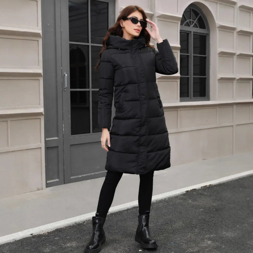 Black slim fit hooded jacket with long sleeves and cold-resistant thickened fabric