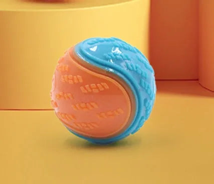 Red and blue TPR rubber dog ball with squeaker, shown next to a 6.5 cm measurement guide.