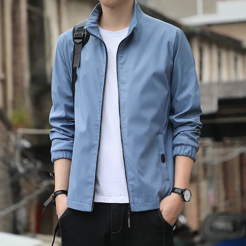 Men's loose fit Korean style lapel jacket in black casual autumn outerwear with zipper pocket