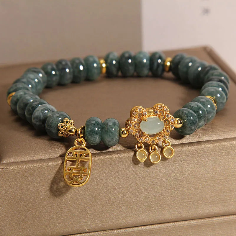 Women's natural emerald jade abacus bead bracelet with alloy safety lock clasp