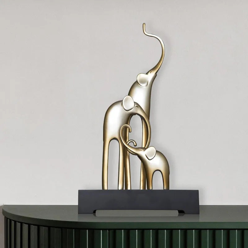 Detailed resin and plastic elephant decorative figurine in a choice of metallic or retro colour finishes.