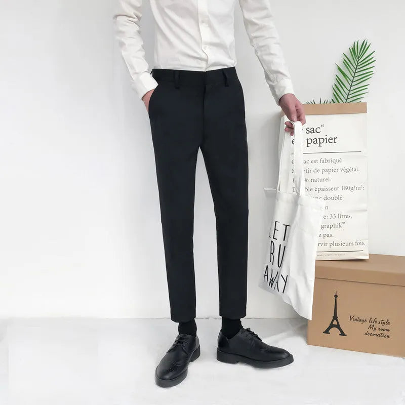 Men's straight-leg cotton trousers in khaki with drawstring waist, Korean-style fold craft, available in sizes 28-34