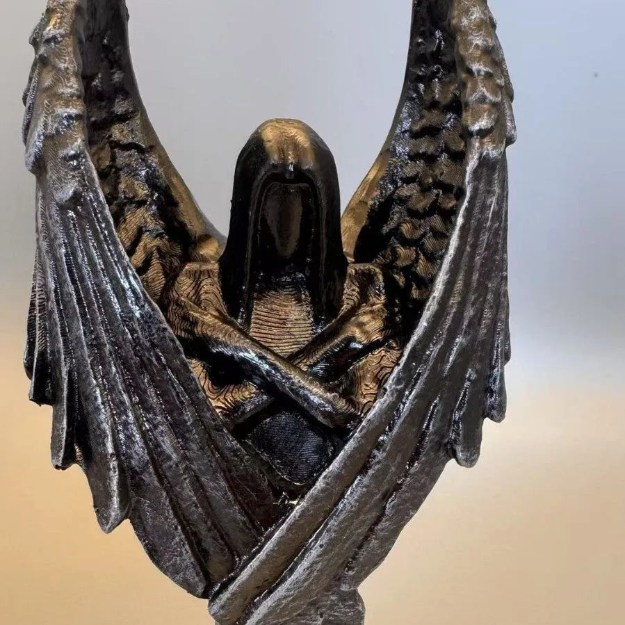 Dark angel resin statue ornament on display, measuring 17 cm in height.