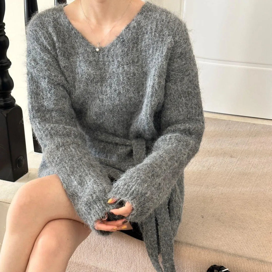V-neck halter ribbon loose mid-length pullover sweater in polyester for women