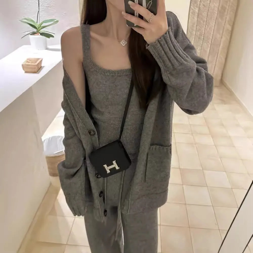 Women's knit cardigan vest suspender pants three-piece set in wool blend fabric