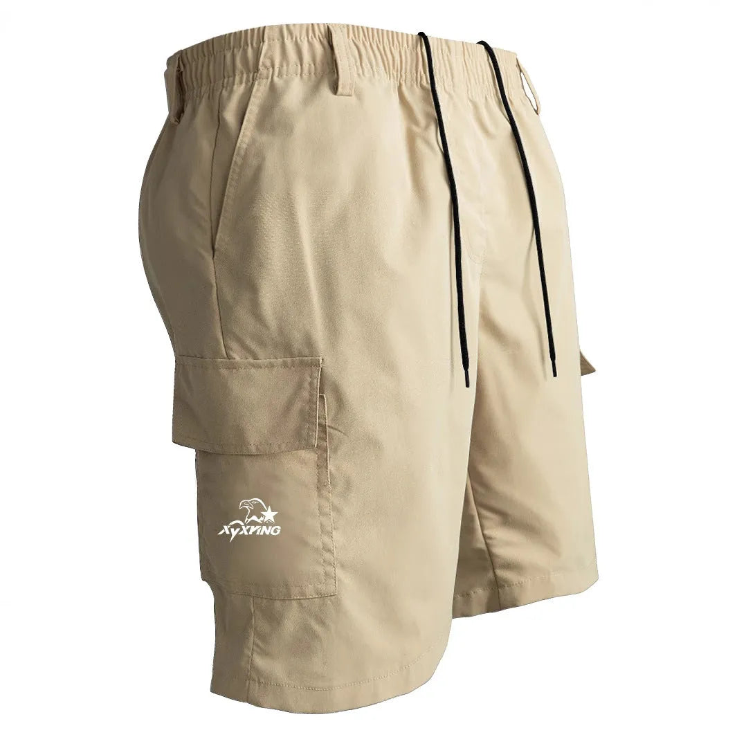 Loose straight-leg casual sports shorts in black, shown in an American-style relaxed fit.