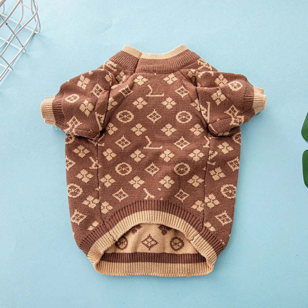 Wool dog sweater in European and American style for autumn and winter wear