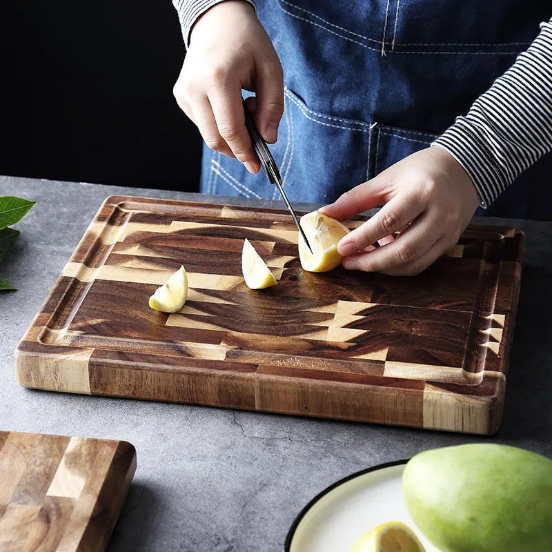 Brown solid wood cutting board made from imported acacia with 3cm thickness