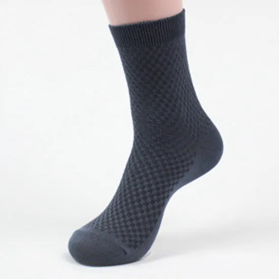 Men's bamboo fibre business socks in grey blue with a small square pattern.