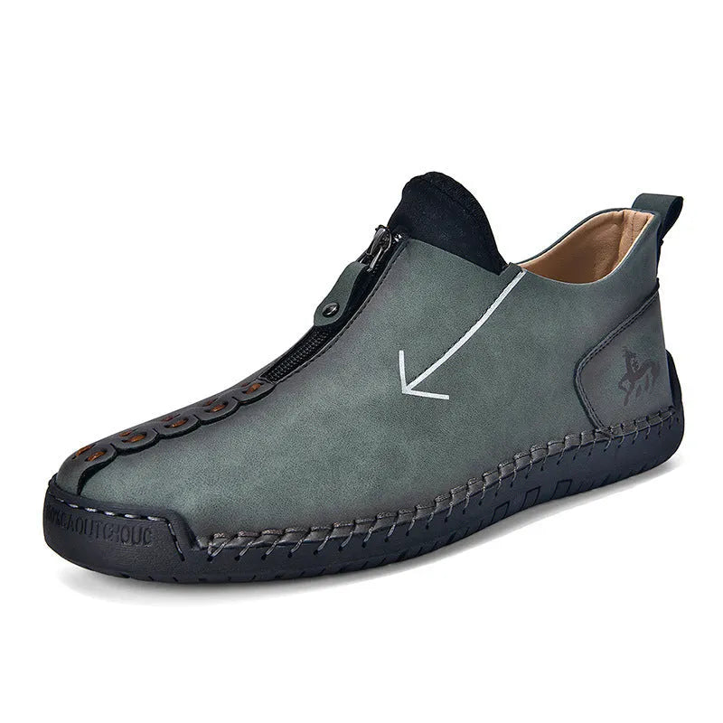 Men's front-zipper leather boots with round toe and mid-calf height in black colour