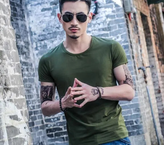 Men's short-sleeve t-shirt in bamboo-blend fabric shown in various colours including black, blue, red, and white.