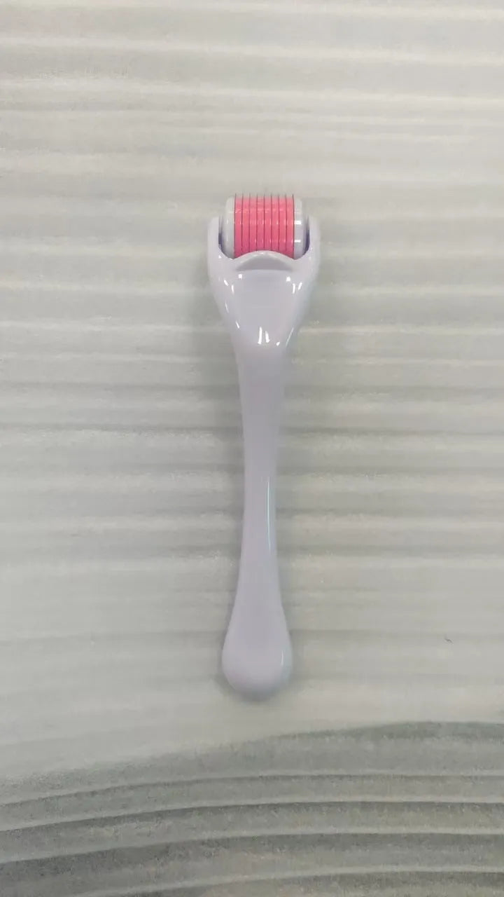 Professional mechanical micro needle derma roller showing colour variations and needle specifications