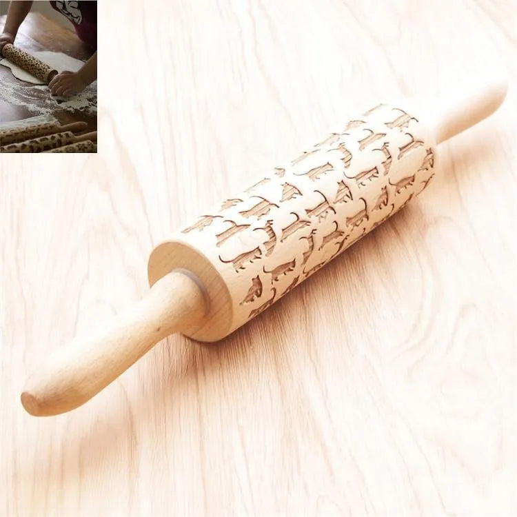Wooden rolling pin with embossed Christmas pattern, measuring 45cm long.
