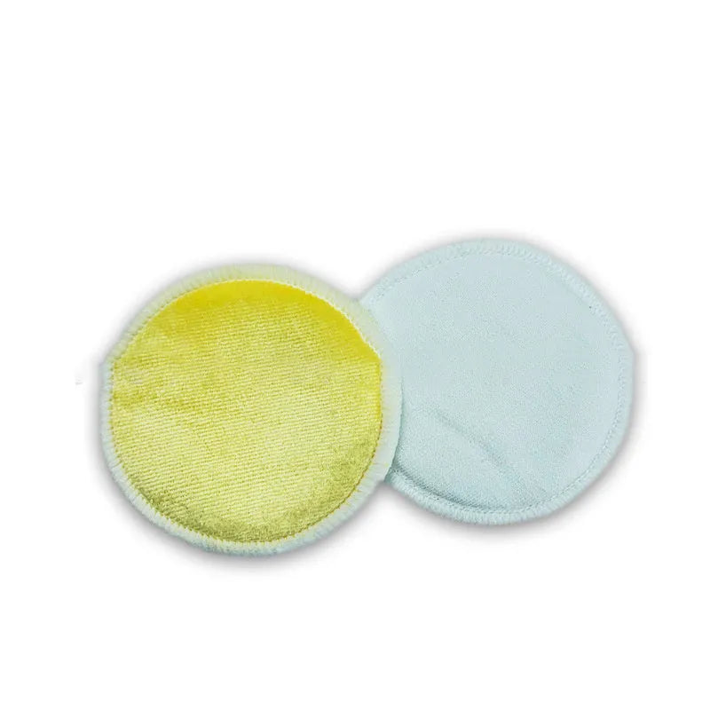 Set of four red and four blue velvet makeup remover pads next to a white cotton mesh bag.