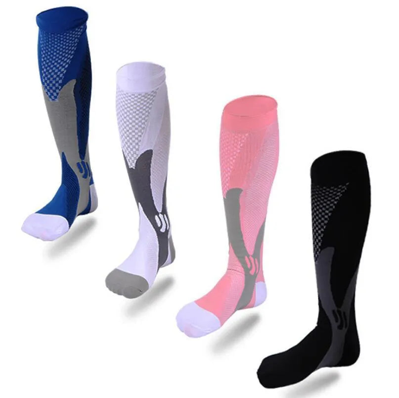 Graduated compression socks in black, shown with size guide for S/M, L/XL, and XXL.