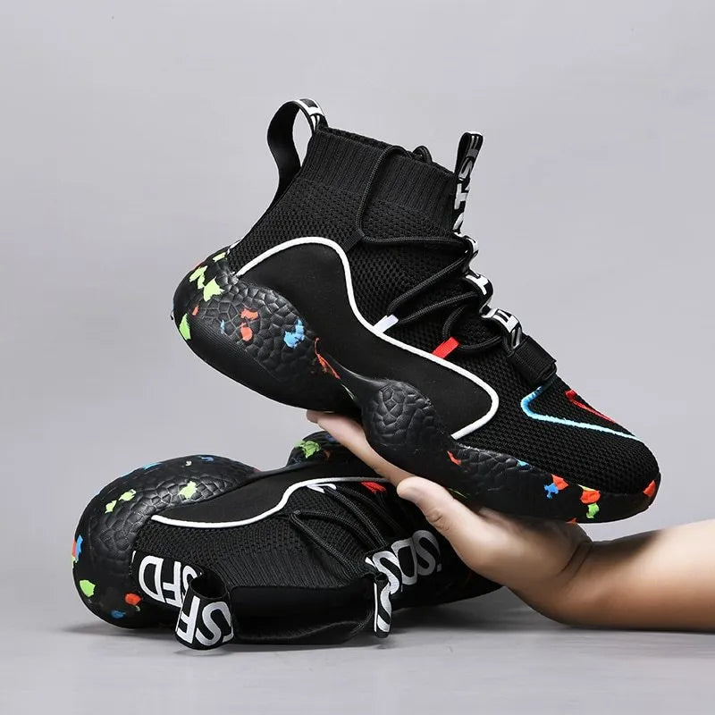 Men's camouflage pattern sneakers with mesh upper and vulcanised rubber sole