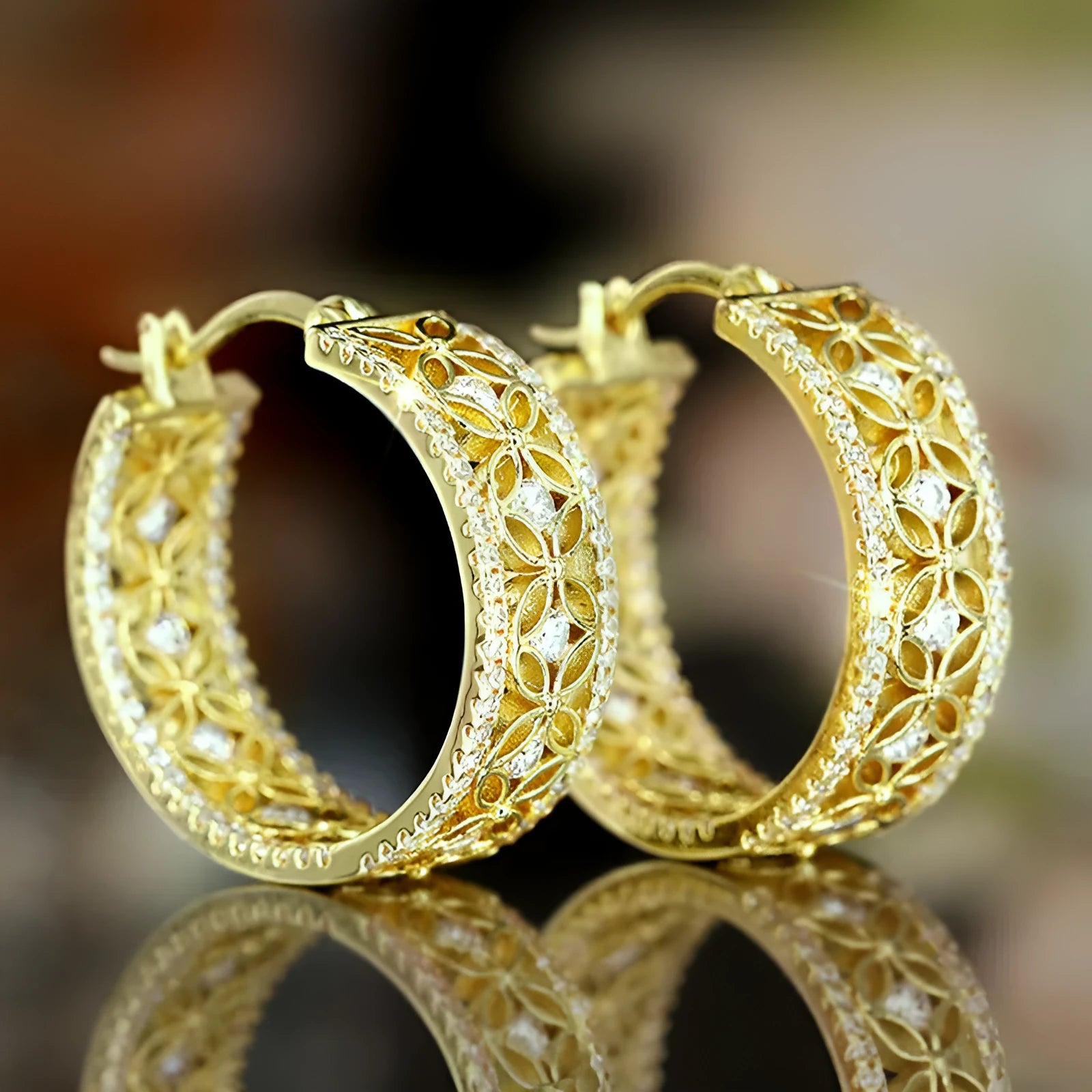 Geometric horse eye flower butterfly copper ear clips with yellow gold finish for women