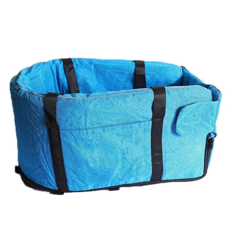 Portable outdoor dog kennel in cloth construction with Oxford fabric, suitable for car travel and seasonal use