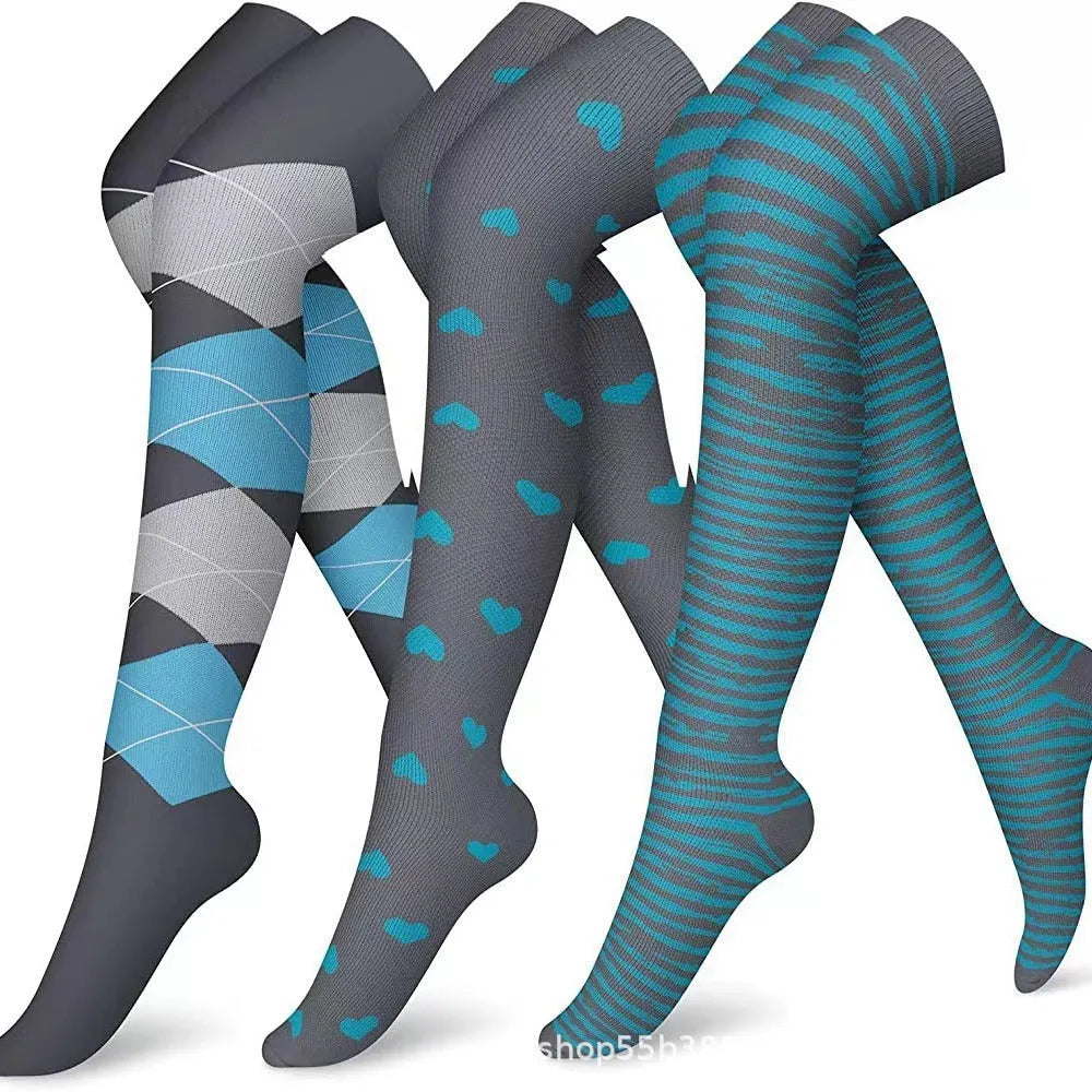 Outdoor sports running cycling long compression socks knee high quick dry polyester in multiple colours