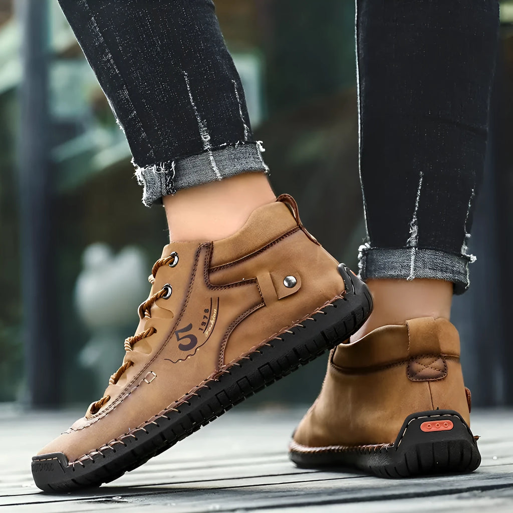 Casual hand-stitched cowhide leather Martin boots for men low-top tooling shoes in black, gold, khaki or green