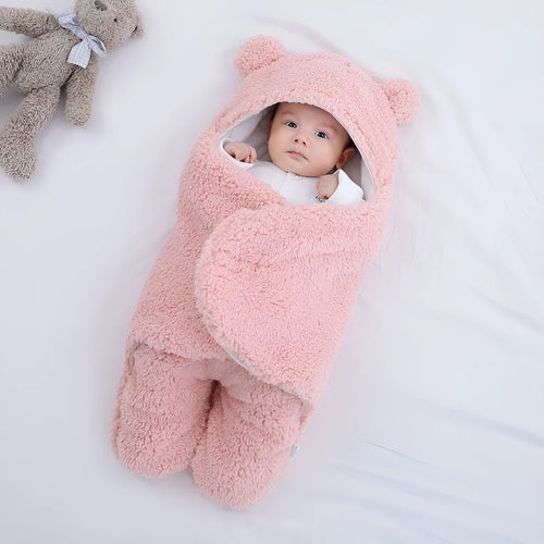 Thickened anti-shock out baby quilt in khaki with lamb velvet outer, 100% cotton inner, 45x78cm size for newborn sleeping bag use