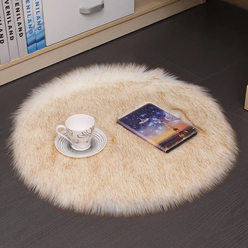 Round plush carpet floor mat in light grey, machine-woven, 50cm diameter suitable for living room