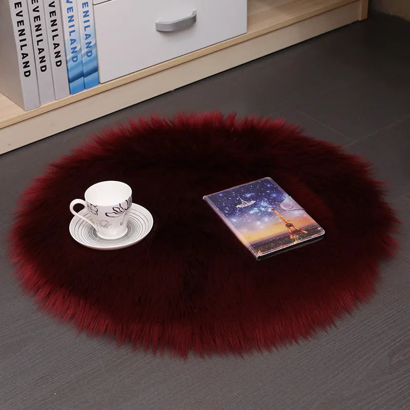 Round plush carpet floor mat in light grey, machine-woven, 50cm diameter suitable for living room