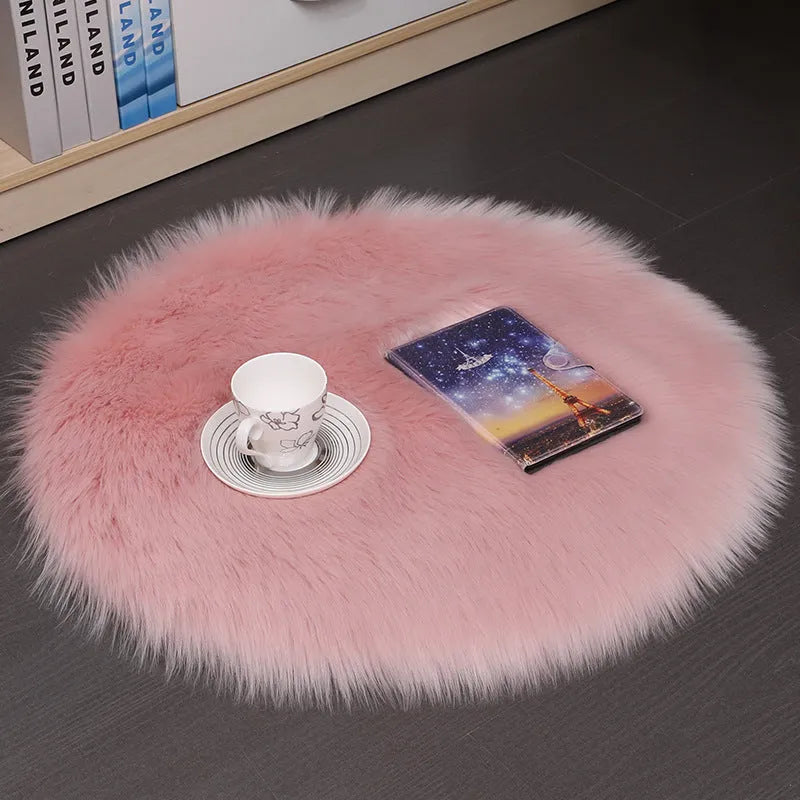 Round plush carpet floor mat in light grey, machine-woven, 50cm diameter suitable for living room