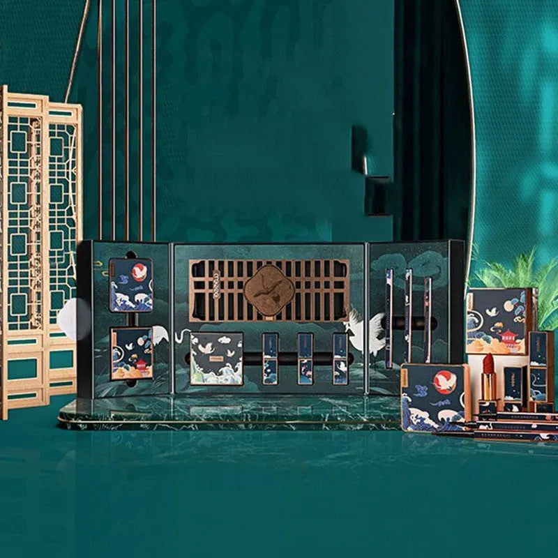 Chinoiserie Eyeshadow Carved Lipstick Set Makeup Set in Meizu Twilight Afterglow Gift Box with eight colours