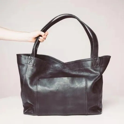 Large capacity oil wax PU tote bag for women in retro style, 40x13x32cm, brown colour