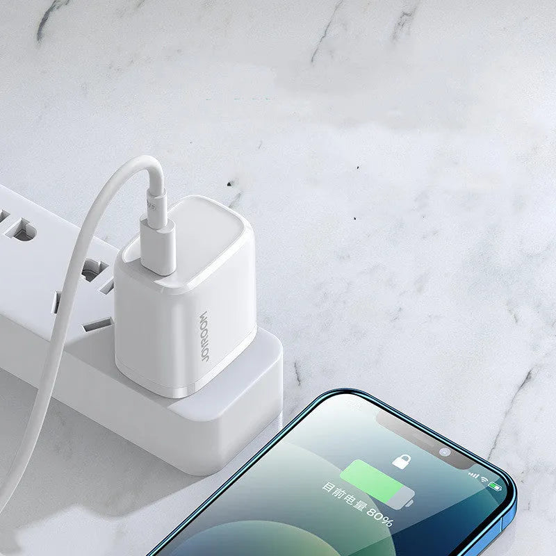 USB-C travel charger with international plug options for EU UK US sockets