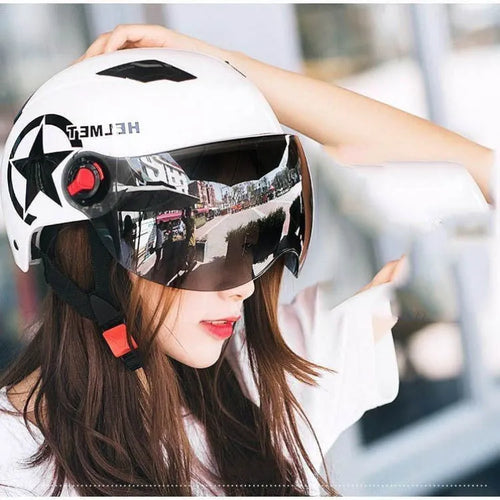 Breathable anti-collision windshield helmet in black ABS, adjustable 55-62cm head circumference for electric car and motorcycle use