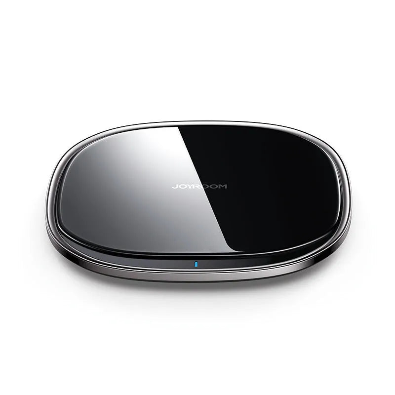 Black or white 15W Qi wireless phone charger with zinc alloy body and glass top.