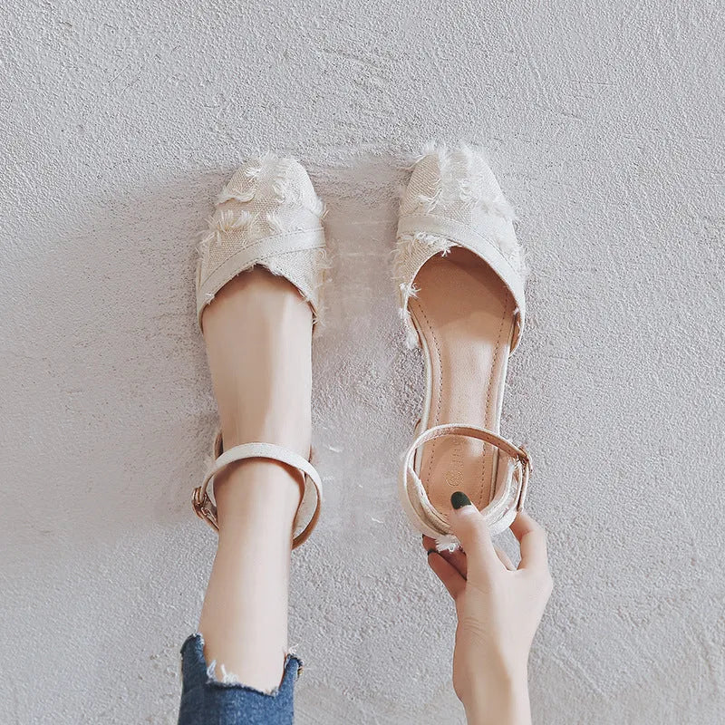 Women's apricot d'Orsay flats with an ankle strap and a low 3 cm heel.