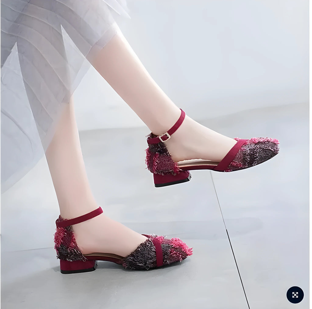 Women's apricot d'Orsay flats with an ankle strap and a low 3 cm heel.