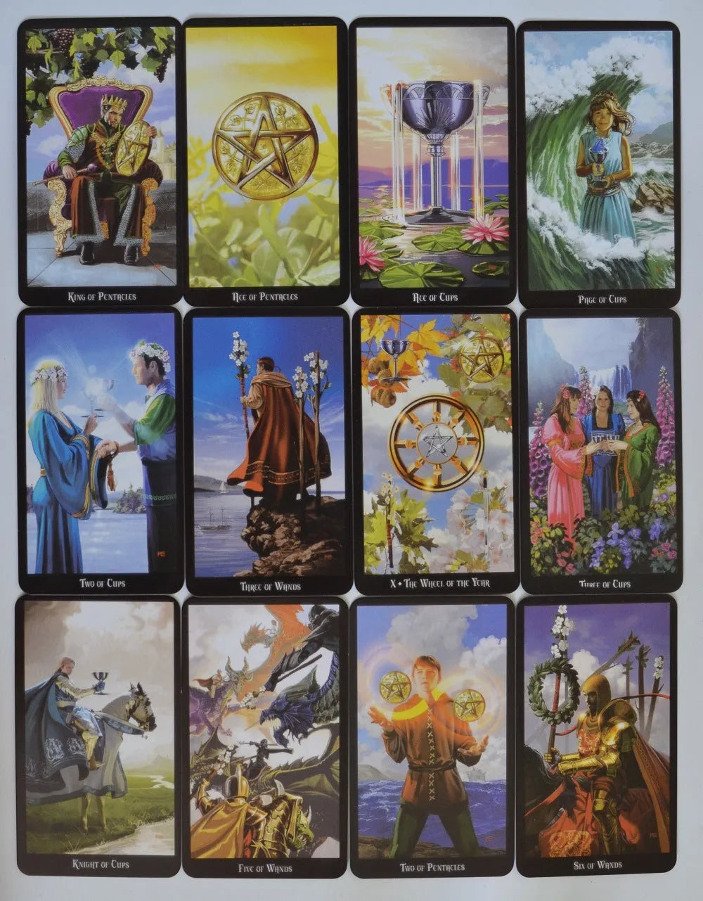 78-card tarot deck with 49x49cm flannel tablecloth in colour box