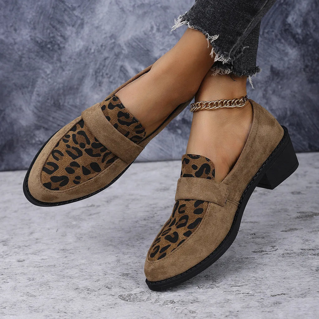 Leopard print slip-on suede shoes with a chunky heel and pointed toe in pink colour
