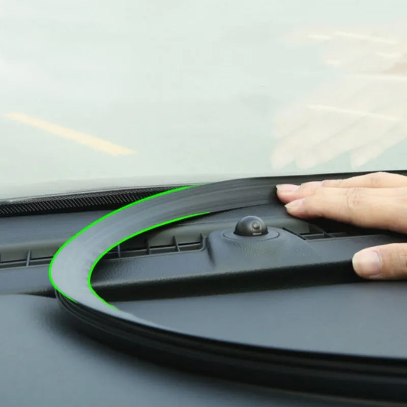 1.6 metre long silicone soundproof seal strip for Mitsubishi Outlander dashboard installation.