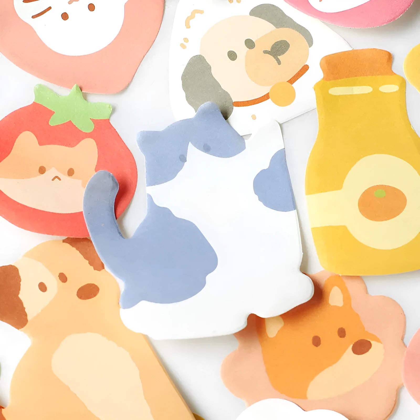 Small animal shaped sticky note set with colourful covers showing lunch, shopping, bunny, kitten, puppy and sea otter designs