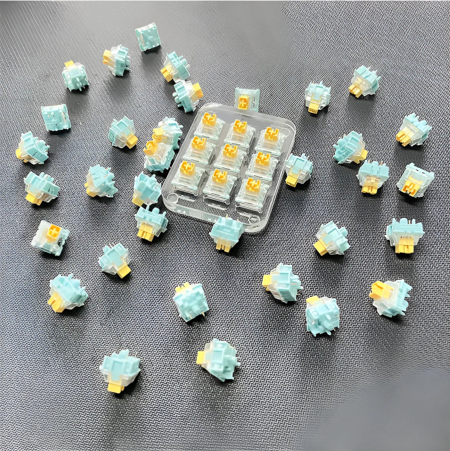 36 Sea Salt Lemon coloured keyboard switch shaft bodies for mechanical keyboard repair.