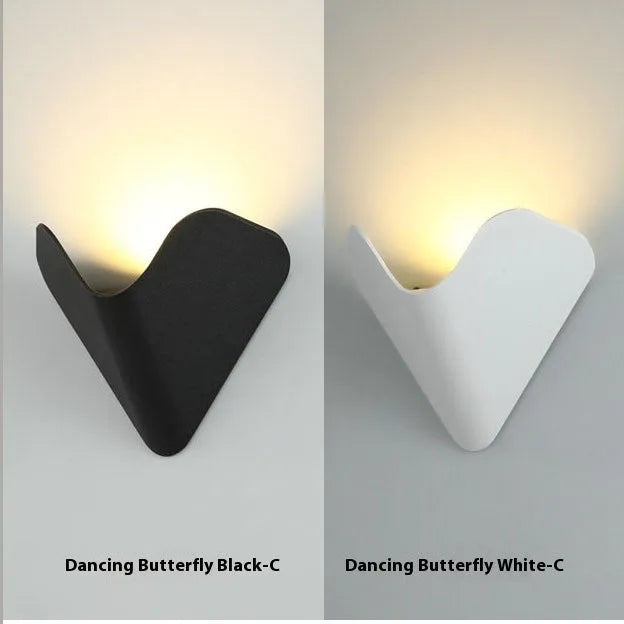 Waterproof IP65 LED lamp with aluminium alloy shell in black or white finish