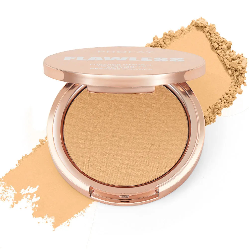 PHOFAY Matte Setting Pressed Powder compact 8g in hand with powder-puff for T-zone mattifying