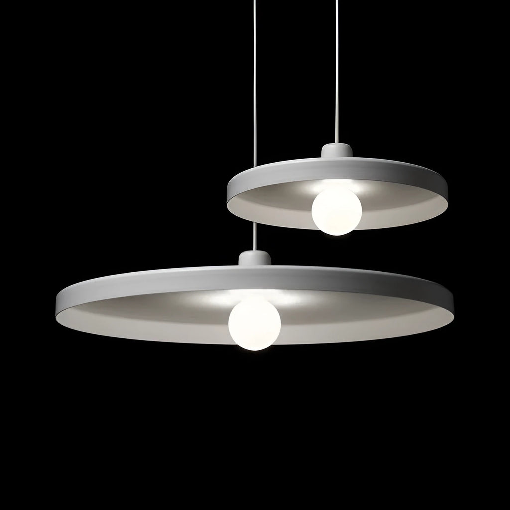 Aluminium alloy ceiling chandelier for restaurant lighting in black or white finish