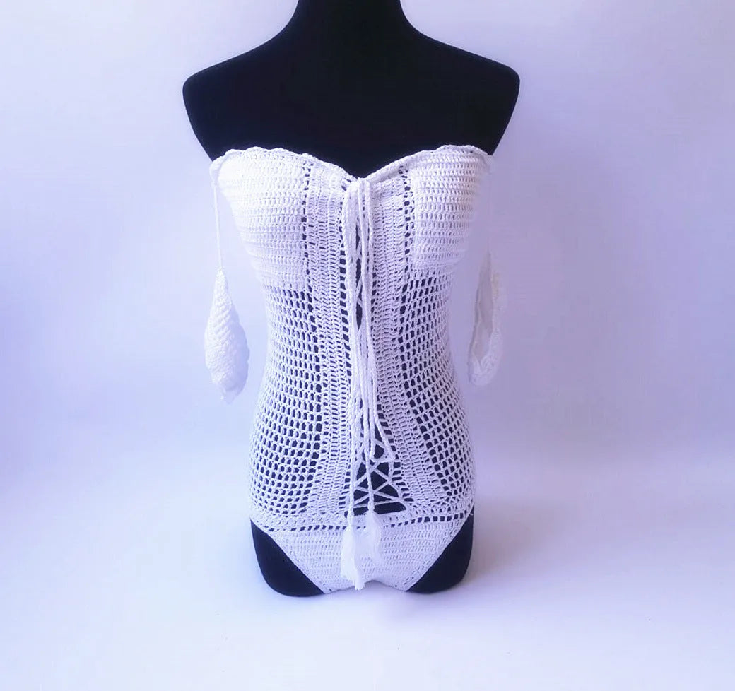 Off-shoulder one-piece swimsuit in polyester fabric on mannequin