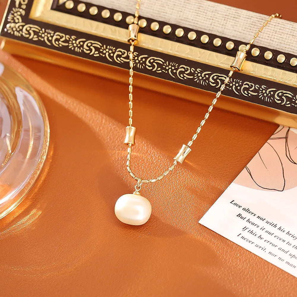 Cube sugar pearl necklace and stud earrings set on a woman, real gold plated copper, imitation pearls, adjustable chain 41-50cm