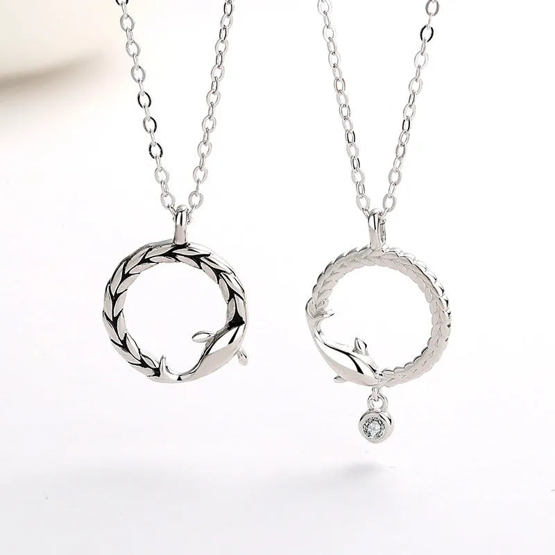 S925 sterling silver fish pendant necklace with diamond-encrusted finish and silver chain